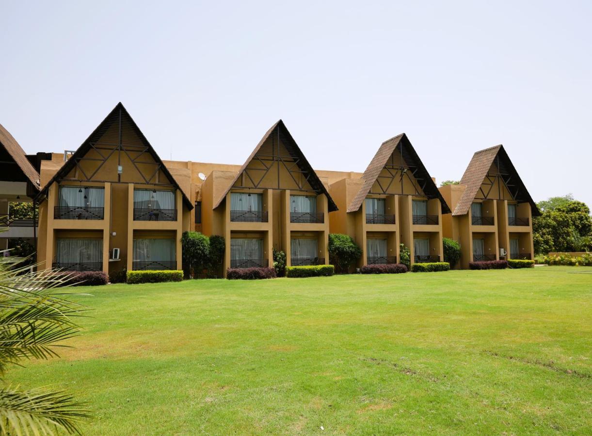 Hotel Jagira Ananta Elite , Sasan Gir Chitrod Exteriér fotografie
