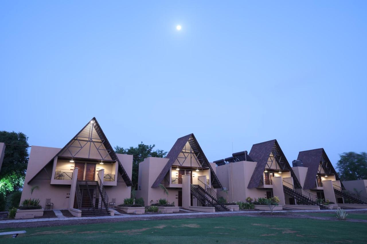 Hotel Jagira Ananta Elite , Sasan Gir Chitrod Exteriér fotografie